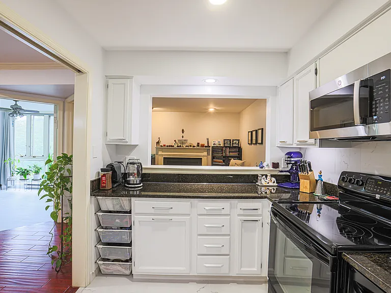 5715 Brewer House Cir #201 — Photo 14