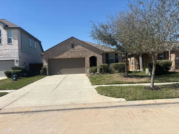 2113 Sand Lily Dr, La Marque, TX 77568