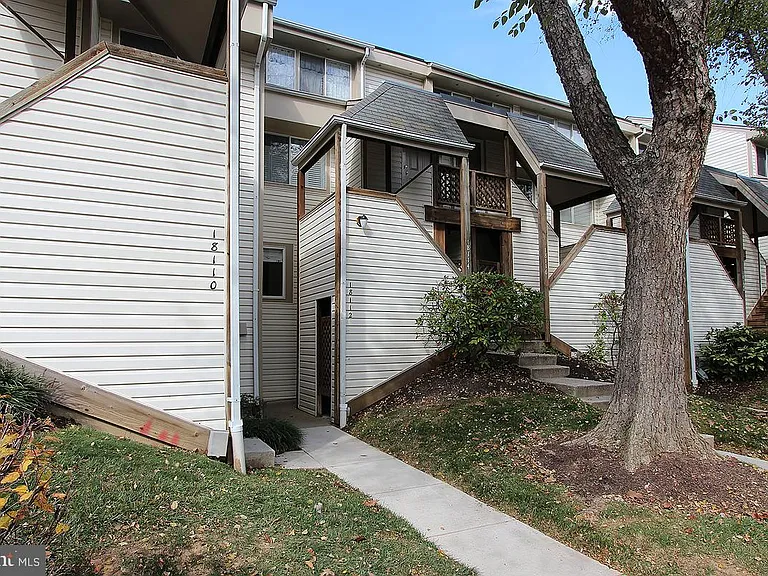 18112 Windsor Hill Dr #104A — Photo 4