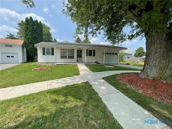 206 S Main St, West Unity, OH 43570