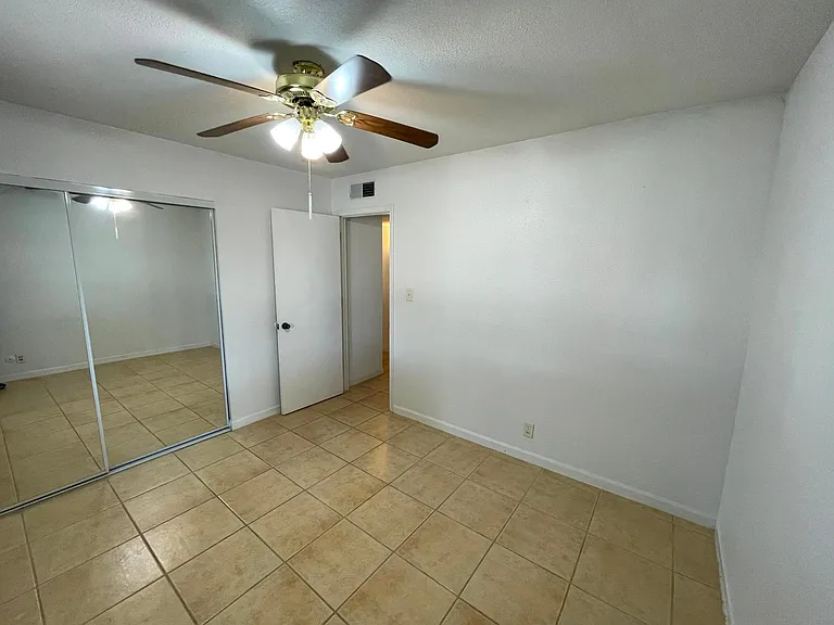 5625 Siboney Loop NE — Photo 15