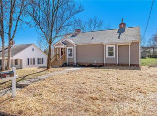 192 Hoover Ave NE, Concord, NC 28025