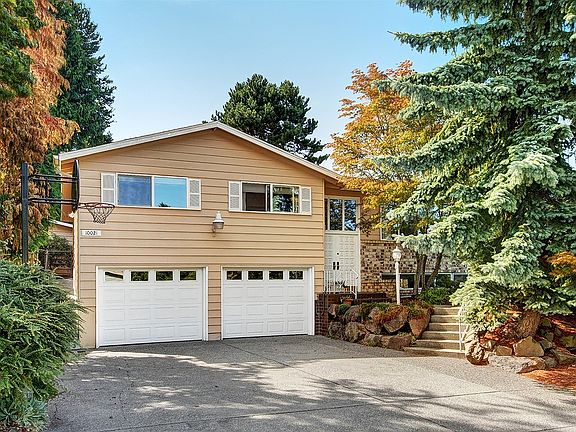 2nd image of 10021 40th Ave NE