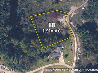 18 Lori Dr, Irvine, KY 40336