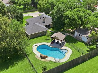 405 Lantern Ridge Dr, Mansfield, TX 76063