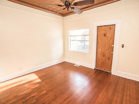 3rd image of 537 2nd St N APT A