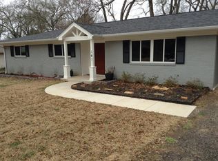 141 Gardner Dr, Palestine, TX 75803