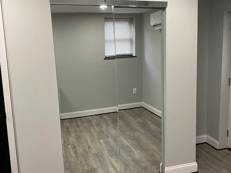 2501 Linden Ave #B — Photo 8