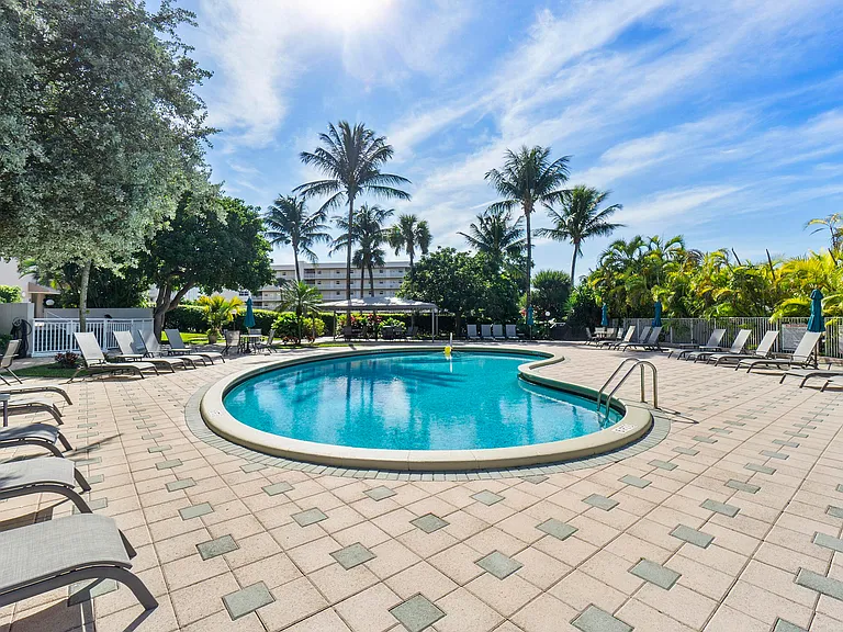 2851 S Ocean Blvd #1A — Photo 35
