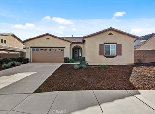 30681 Expedition Dr, Winchester, CA 92596