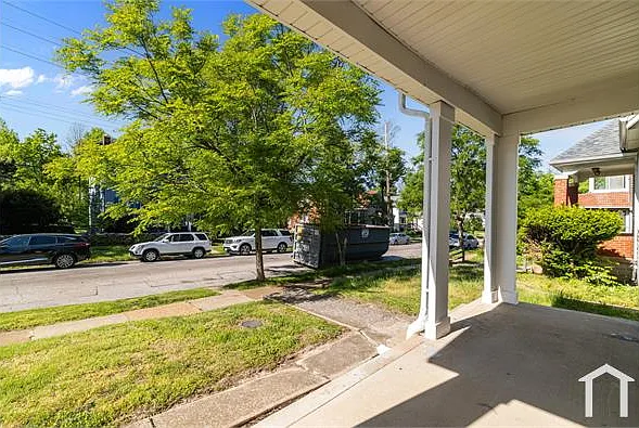 6603 Bartmer Ave — Photo 3