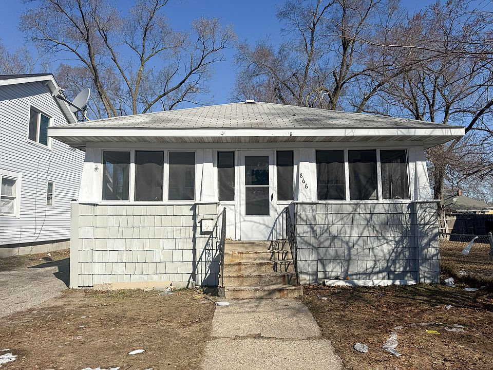 1st image of 866 Fleming Ave