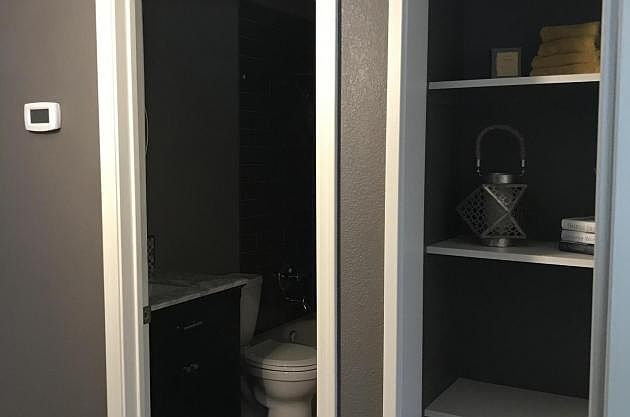 2nd image of 1346 E Vista Ave