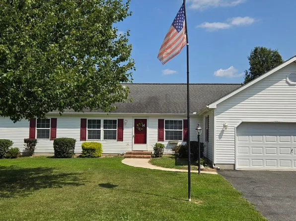 43 Ridingwood Ln, Camden Wyoming, DE 19934