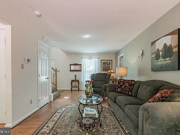 5th image of 36908 Newlands St