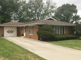 360 S Mary St, Coal City, IL 60416