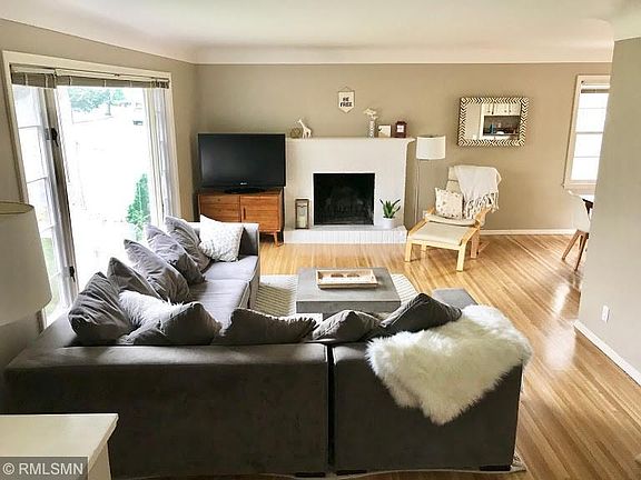 3rd image of 3901 Drew Ave S