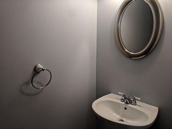 5th image of 1602 Briarwood Ct