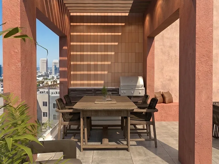 4th + Palm — Photo 6