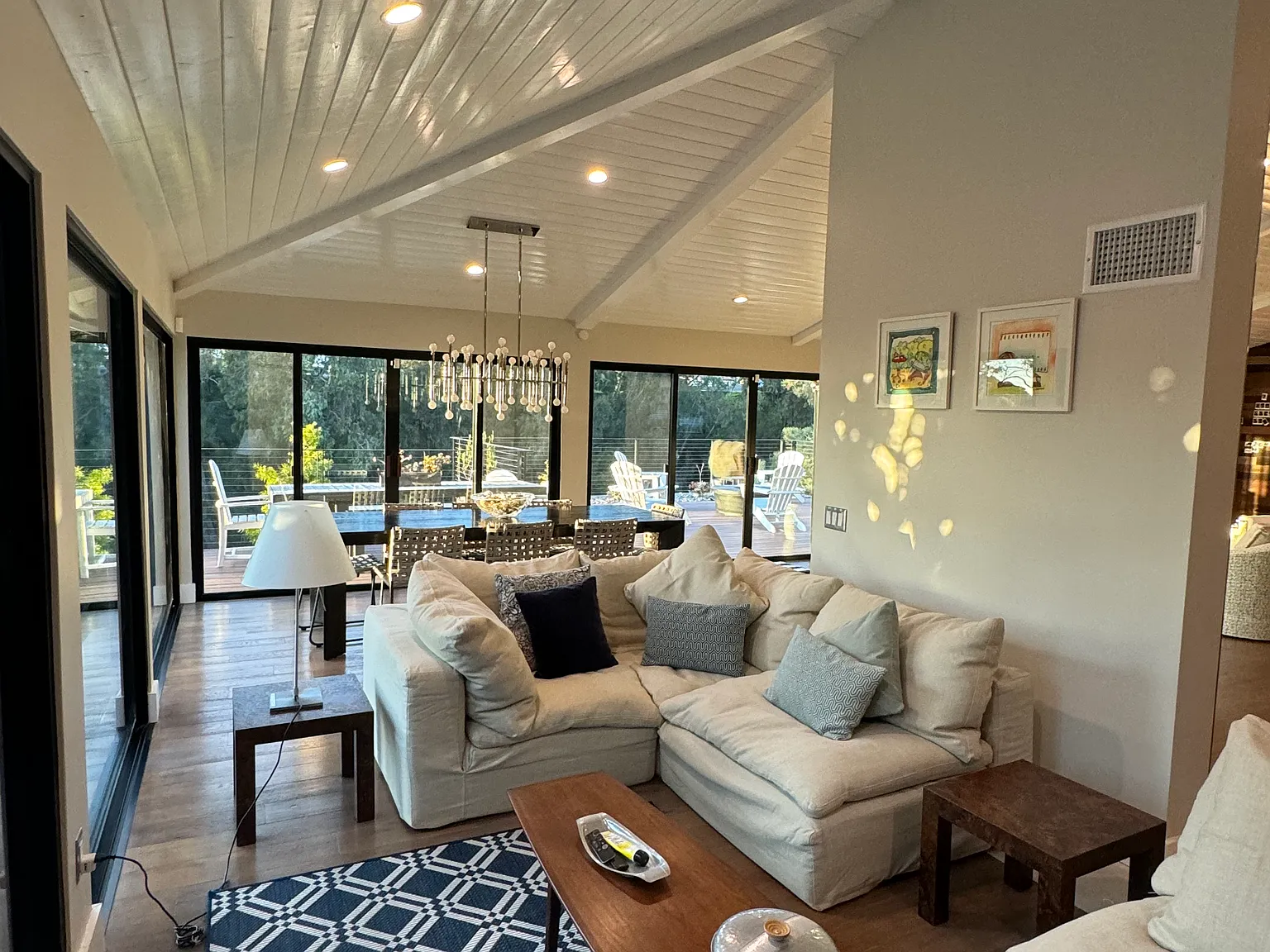1402 Rodeo Dr — Photo 2