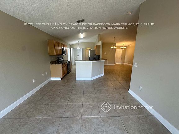 5th image of 4633 Willamette Cir