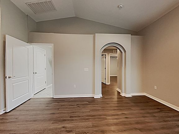 4th image of 1341 Evergreen Park Cir