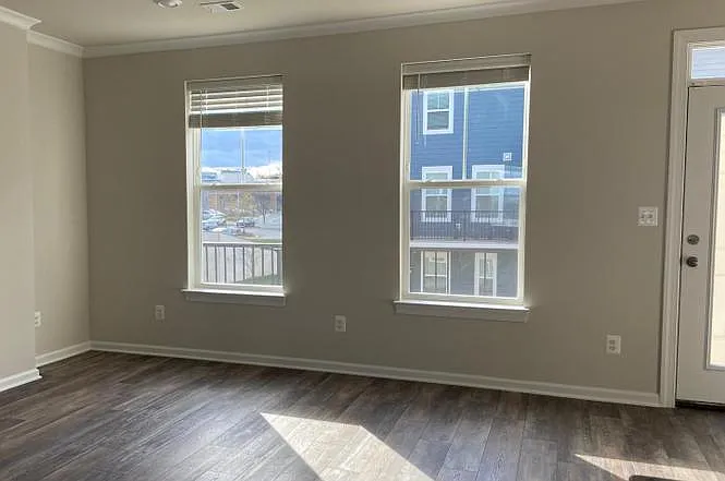 2343 Stephanie Tessa Ln — Photo 3