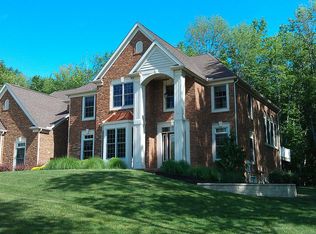 4793 Lake Charles Dr, Independence, OH 44131