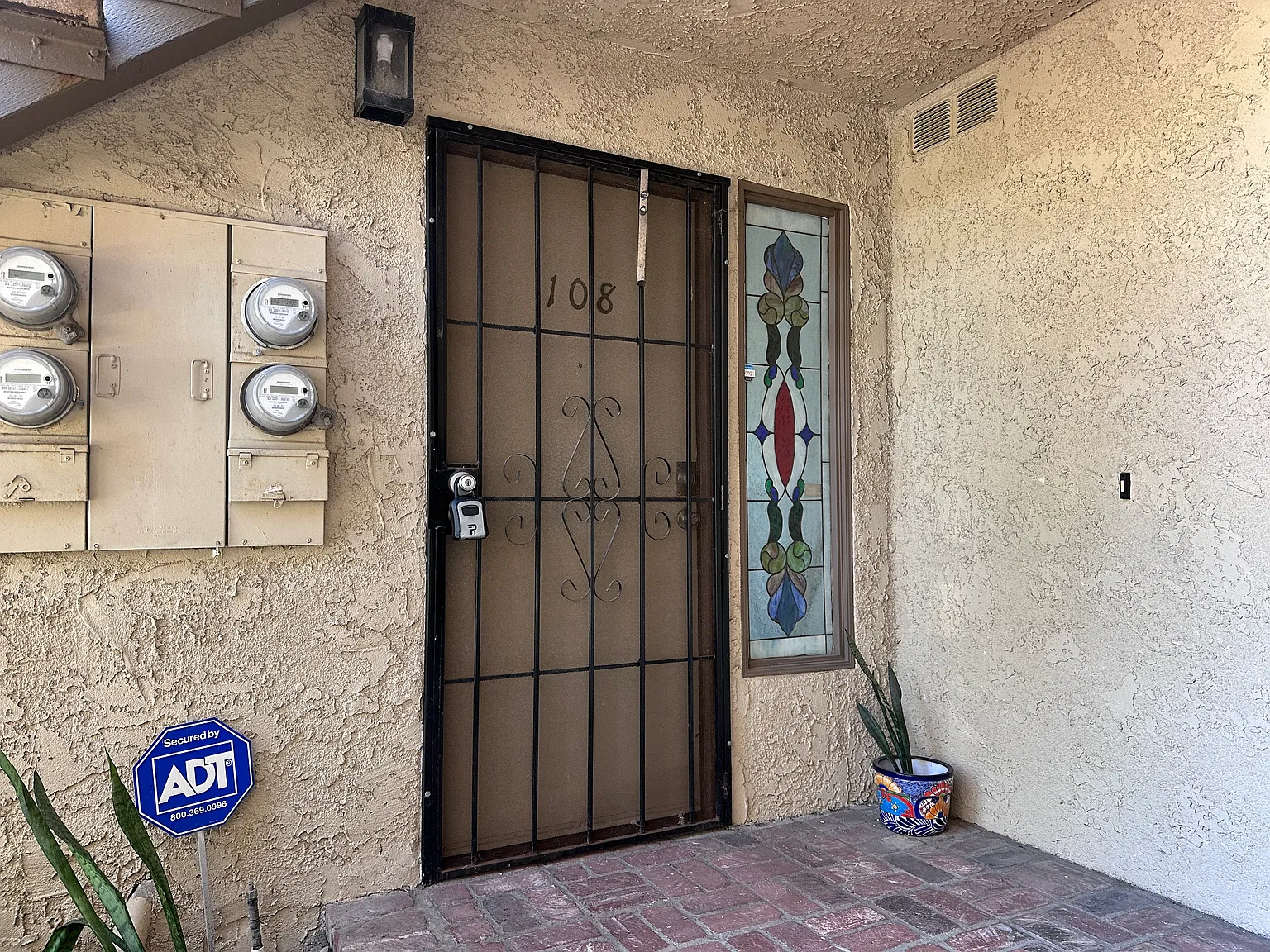 2 bed, 2.5 bath, 1290 sqft, $3,675 — Photo 3