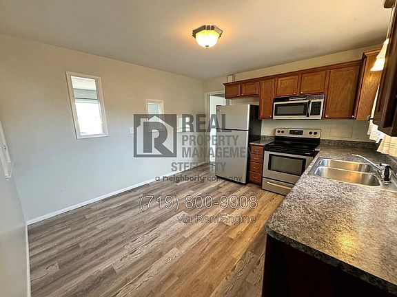 5th image of 1017 Constitution Rd
