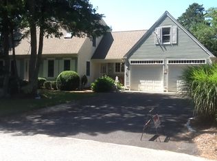 31 Tanglewood Dr, Osterville, MA 02655