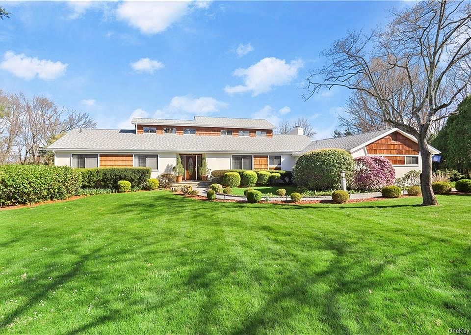 74 Fairway Drive, Stamford, CT 06903 Zillow