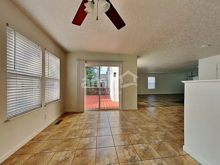 743 Elm Tree Dr — Photo 6