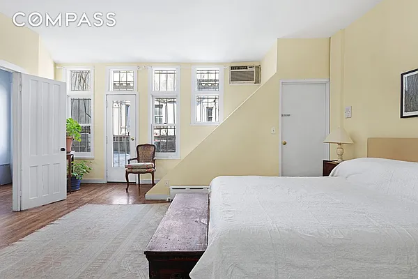 Rented by Compass | media 10