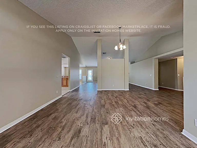 1266 N Ridge Blvd — Photo 7