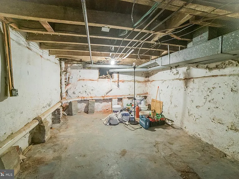 2427 E Allegheny Ave #1 — Photo 20