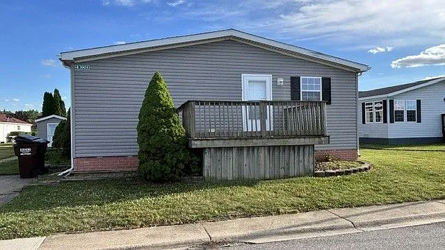 801 Franklin Blvd — Photo 12