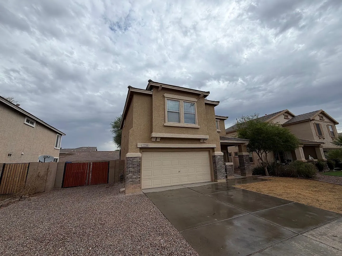 Beautiful Home For Rent In Avondale! **New Carpet** — Photo 3