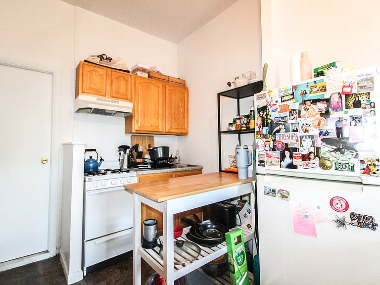 147 Amity St #5 — Photo 2