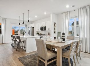 3013 Basswood St, Little Canada, MN 55117