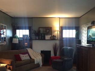 405 W Jackson St, West Unity, OH 43570