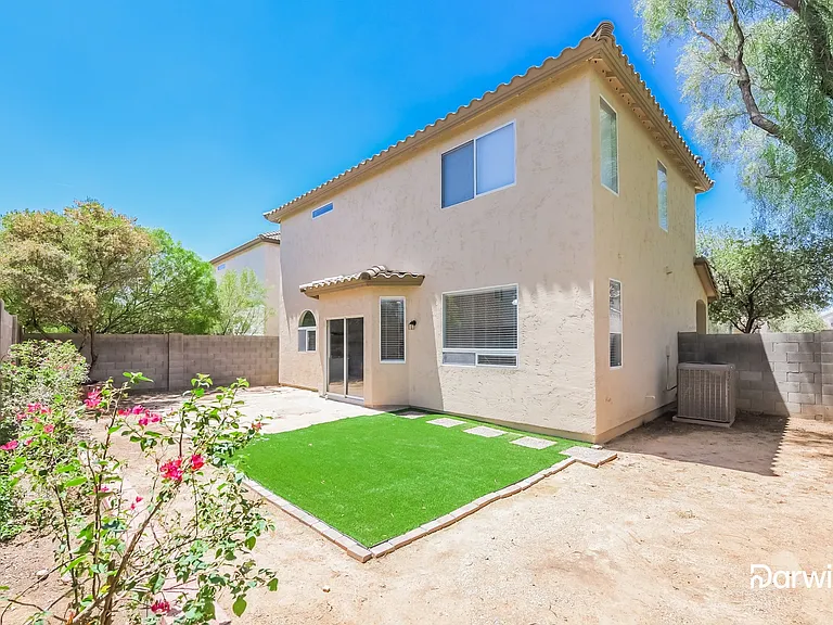 2519 S 90th Dr — Photo 16
