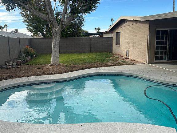 2nd image of 2329 E Hermosa Dr