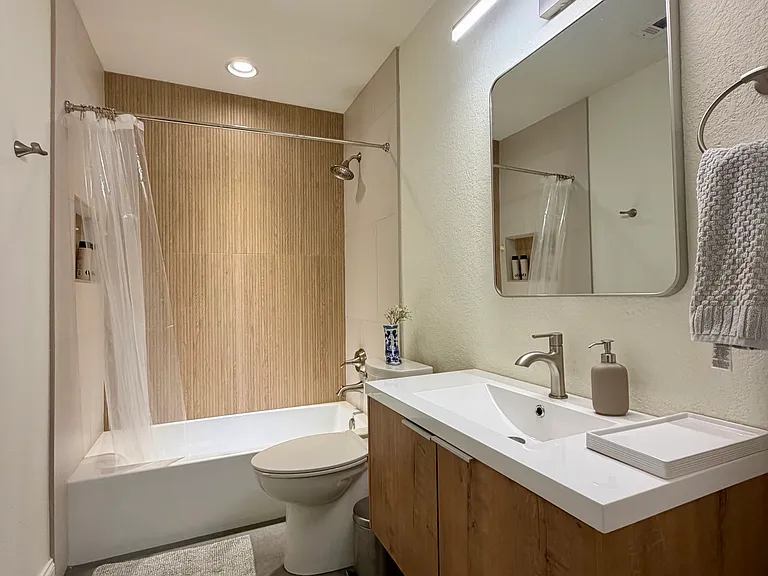 8104 Baxter Springs Rd — Photo 14