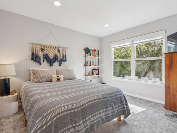 21 Baywood Ct, Fairfax, CA 94930
