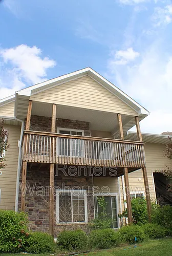 2000 Meadow Ct Photo 1