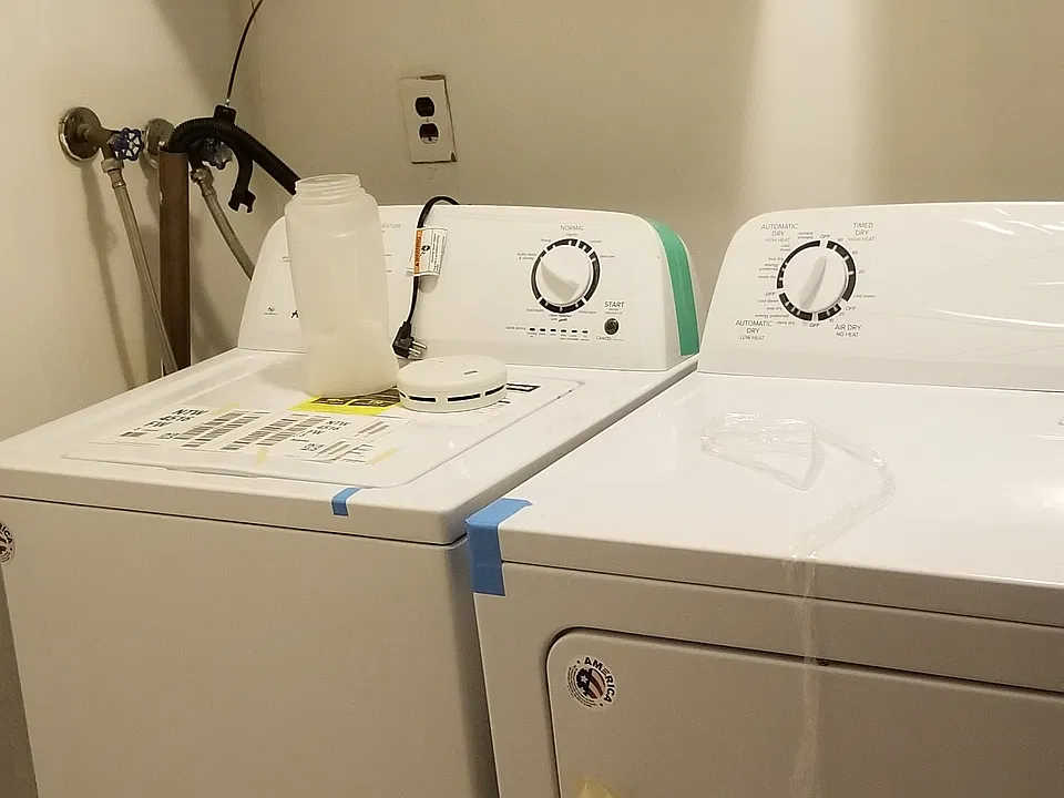 2nd floor laundry facilities
