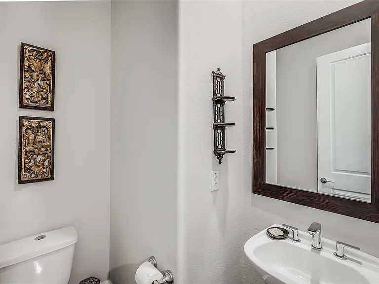 6056 Kansas St — Photo 21