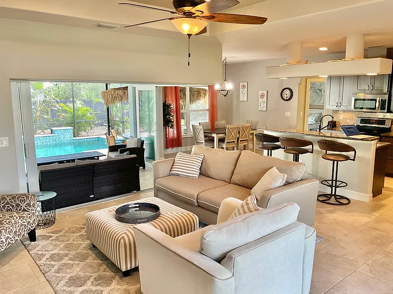 18715 Ayrshire Cir — Photo 4
