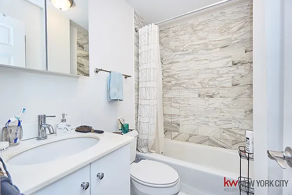 Rented by Keller Williams NYC | media 18